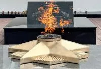 Звезда литьевая латунь (518249) сертификат комплект горелка ГВД 379 10 89 00 ПС - вечный огонь ø 1100 мм. монолит литье  в Туле