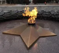 Звезда вечного огня листовая бронза чугун в Туле (518589)